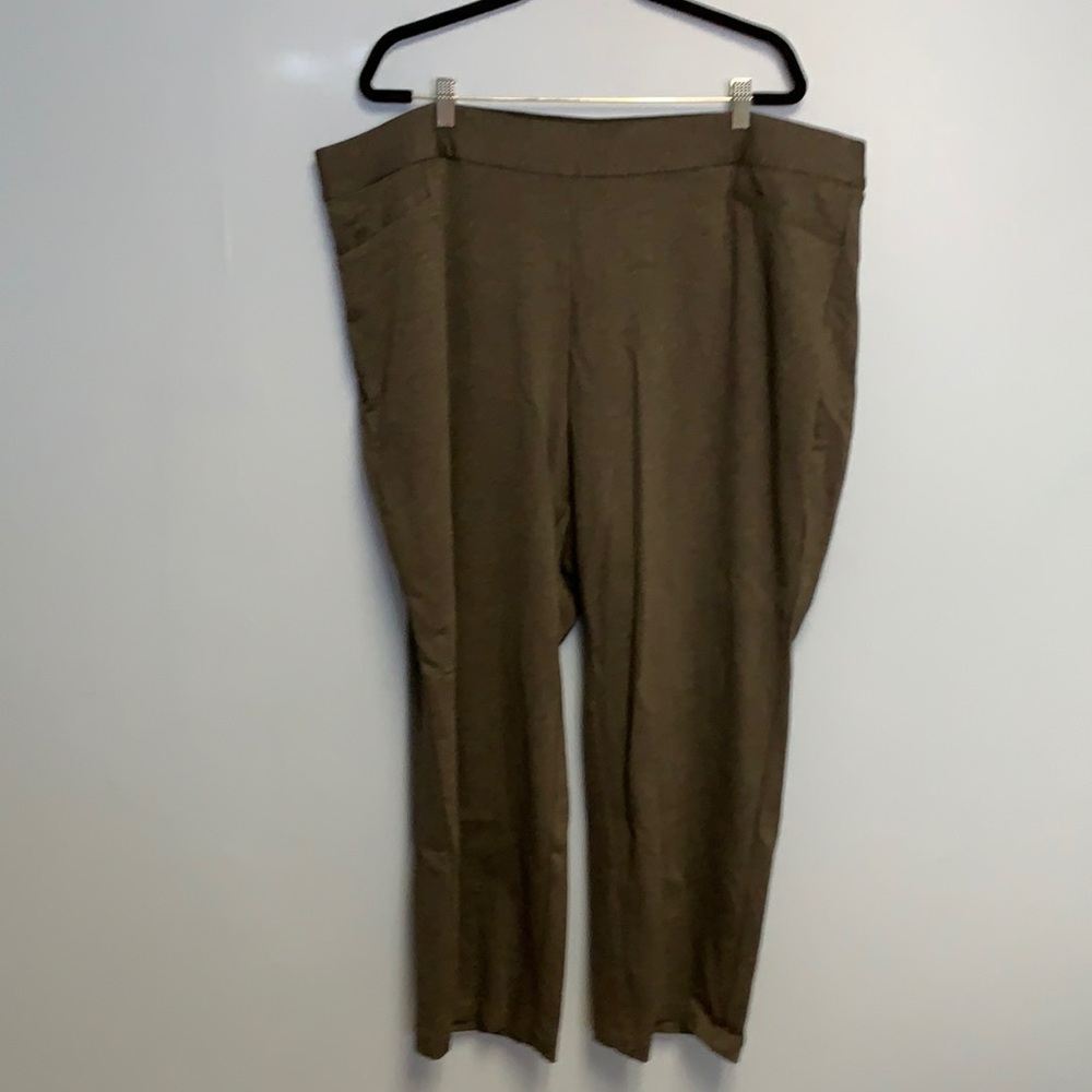 Dark grey dress pant.